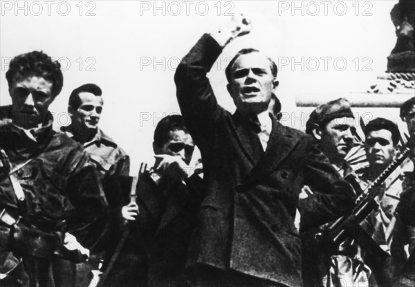 Sandro Pertini At The Rally Of May 1.