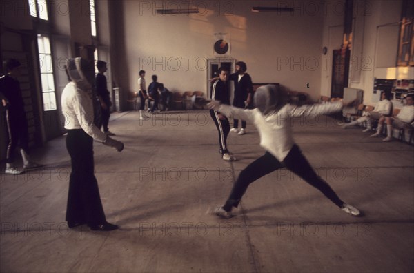 Piccolo teatro in milan, fencing lesson