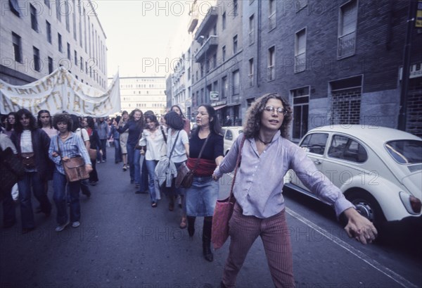 Feminist demonstrations, demonstrations pro-abortion, 70