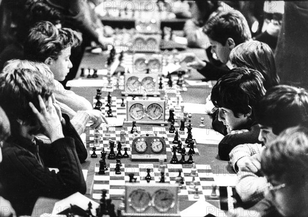 Chess tournament for secondary school's children, durini palace, milan, 1973