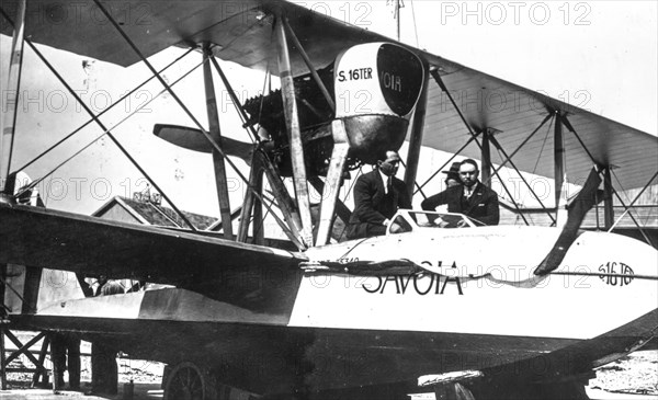 Francesco de pinedo and ernesto campanelli on s.16 ter, 1925