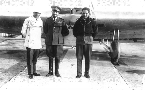 Fausto cecconi, Umberto Maddalena with Italo balbo in the day in the record duration and distance in a closed circuit, 1930