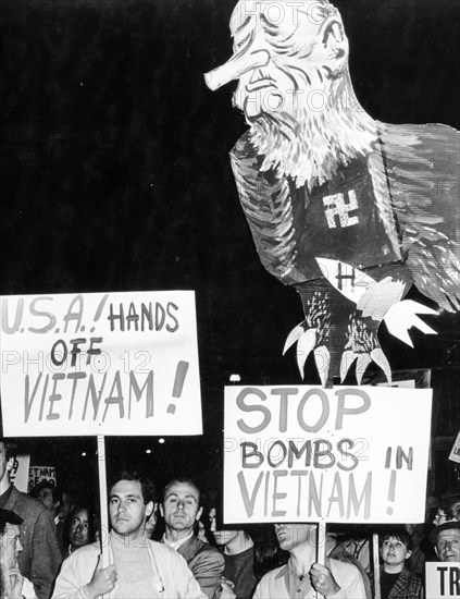 Demonstration against the war in Vietnam, Rome 1968