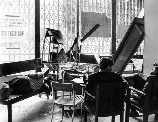 Student occupation after the killing of the student paolo rossi, protesters barricaded at the University of Rome, 1966