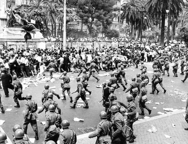 Stone-throwing clashes between students of opposing factions in front of the courthouse, Rome, 1966