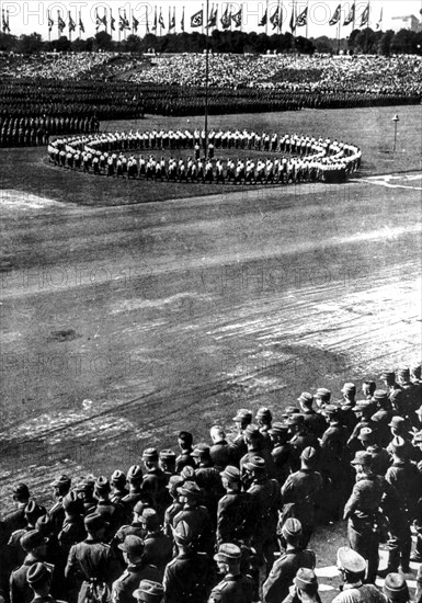 Martial demonstration of nazi youth, berlin, 1937