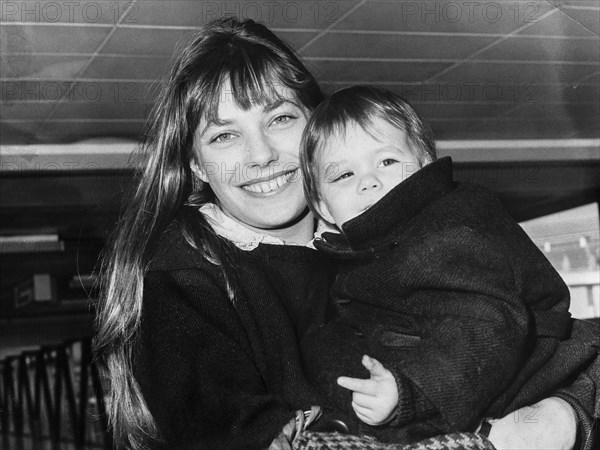 Jane birkin, charlotte gainsbourg, 1972