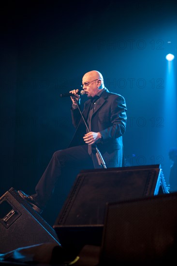 Enrico ruggeri in concert, milan 2014