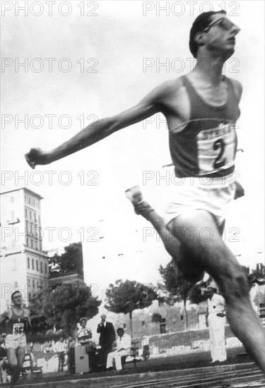 Athletics, livio berruti the arrival of the 100 meters, 60s