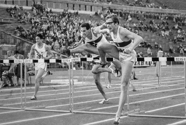 Athletics, eddy ottoz, 110 meters, Budapest, Hungary, 1965