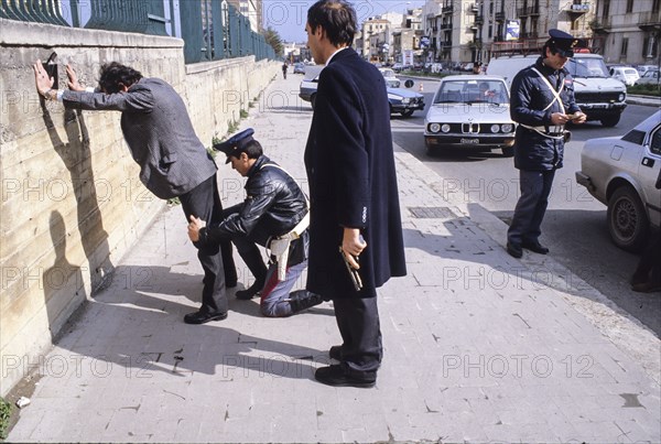 Police controls in palermo, 80s