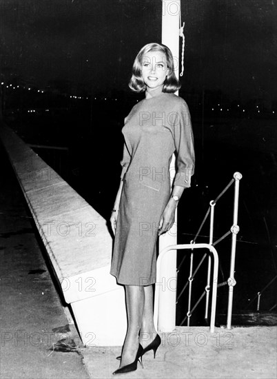 Honor blackman, cannes 1965