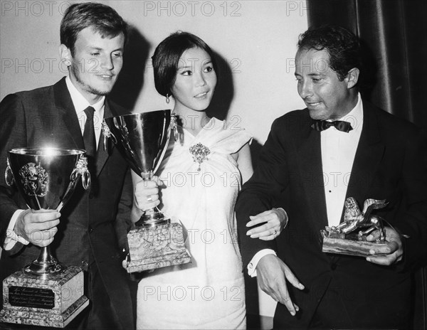 Jacques perrin, volpi cup for un uomo a meta, natalia arinbasarova volpi cup for the first teacher, gillo pontecorvo, golden lion for the battle of algiers, venice film festival 1966