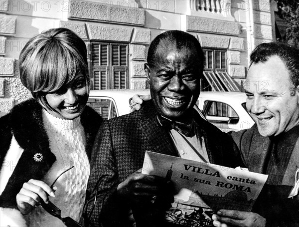 Lara saint paul, louis armstrong, claudio villa, rome 1968