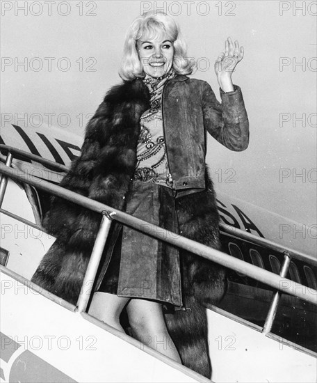 Carroll baker, rome 1966