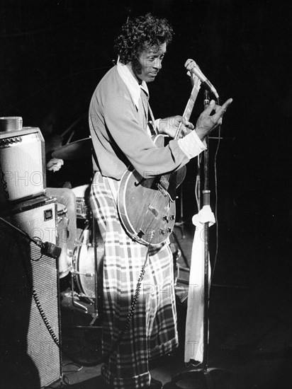 Chuck berry, the rainbow theatre, finsbury park, london 1973