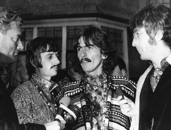 Ringo starr, george harrison, john lennon, bangor, 1967