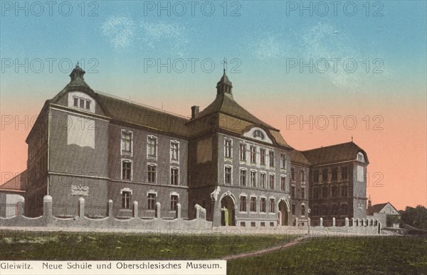 New School and Upper Silesian Museum, Gliwice, German Gleiwitz, Upper Silesian county free city in the Polish Voivodeship of Silesia, Poland, formerly Germany, view from ca 1910, digital reproduction of a public domain postcard.