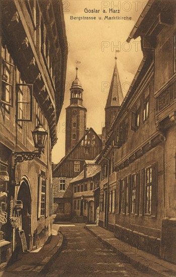 Bergstraße and market church of Goslar, Lower Saxony, Germany, view from about 1910, digital reproduction of a public domain postcard.