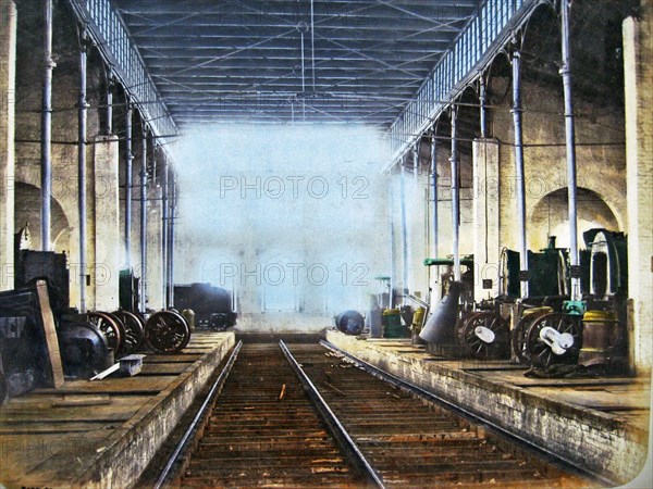 Locomotive assembly workshop at Tula train station