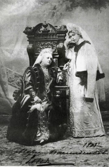 Princess Maria Nikolaevna Vasilchikova and her daughter Sofia Sergeevna circa 1903