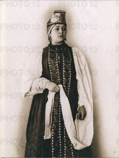 Russian girl in traditional dress