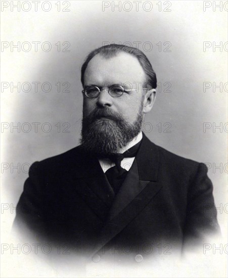 Mikhail Ivanovich Melnikov circa  1907