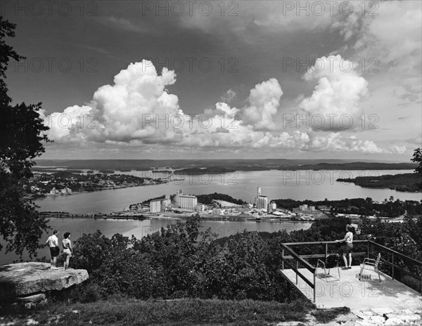 Guntersville Lake In Alabama