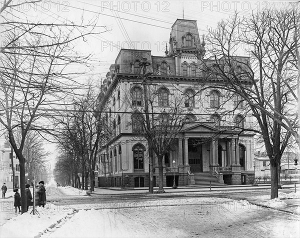 Jamaica, Queens Court House