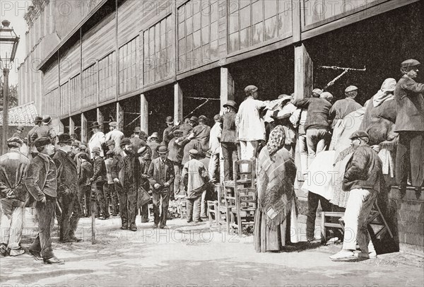 A workers meeting in the theatre of the Buen Retiro Palace.