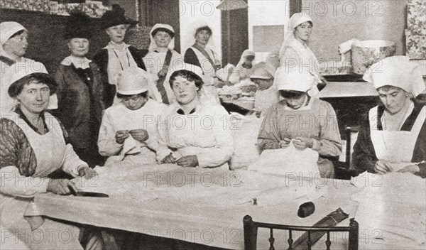 Rooms in Mayfair mansions turned into workrooms for the manufacture of hospital requisites during WWI.