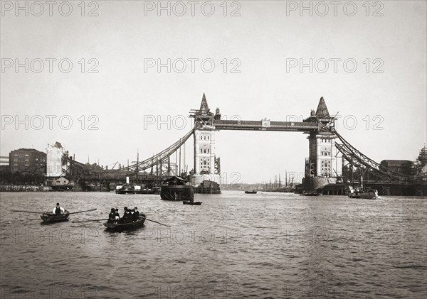 Tower Bridge.