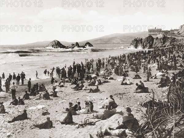 The Cliff House restaurant and Seal Rocks.