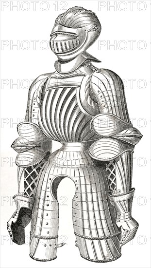 15th century rounded armour, called Maximilian armour