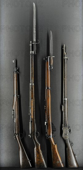 From left to right: Springfield rifle M1903