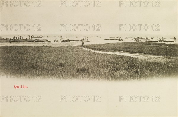 Canoes at Quitta