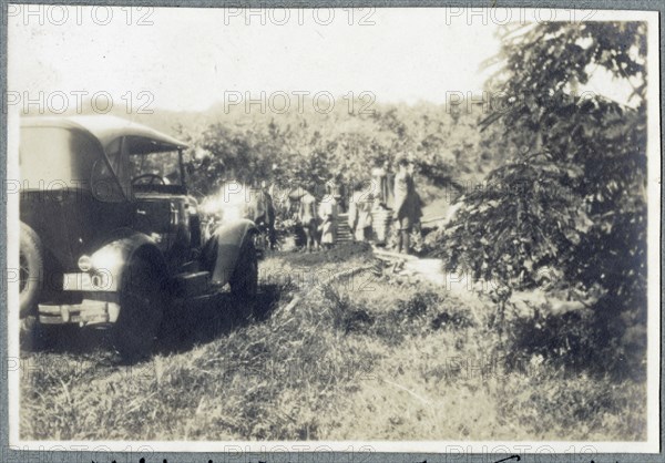 Country road in Molo district