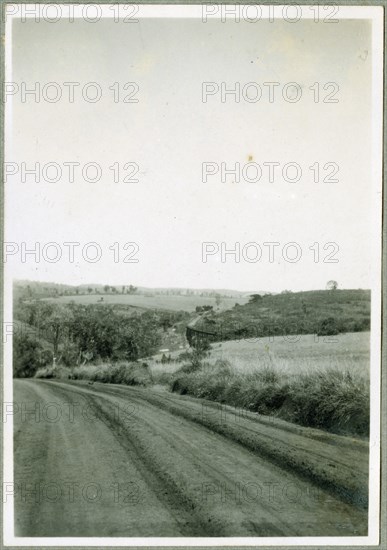 Country road in Molo district