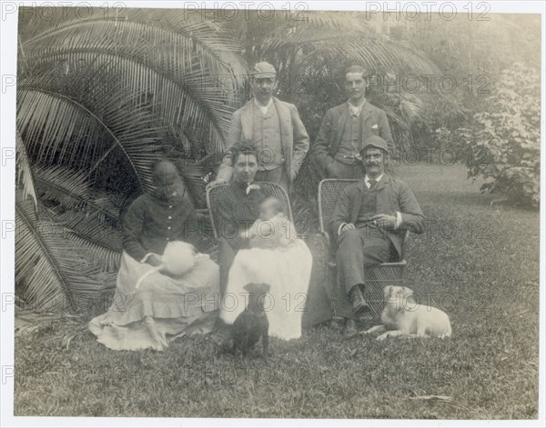 Group portrait in the Botanical Gardens, Calcutta