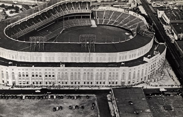 Fans Honor Ruth At Yankee Stadium