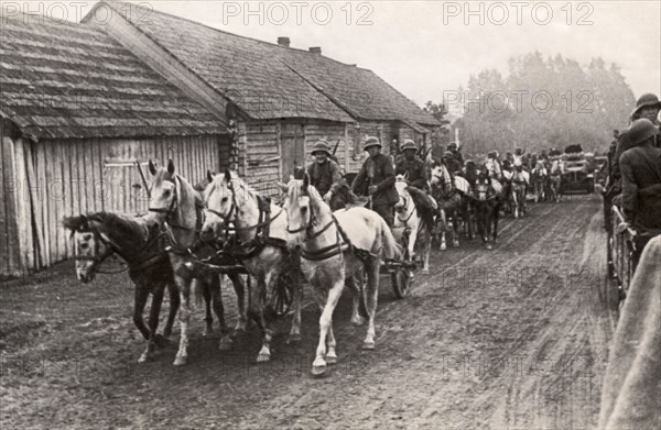 Rakau Greets Red Army