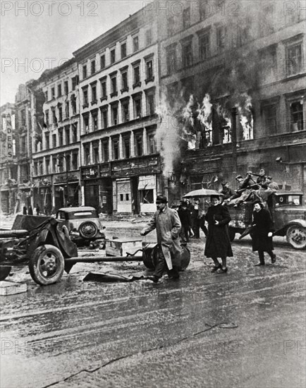 Soviets In Wartime Berlin