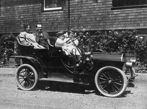 Family Auto Outing