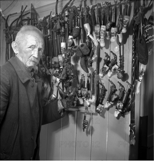 Pipemaker, 1945.