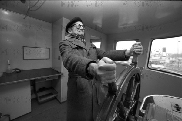 Alphons Egli, Member of Federal Council at the wheel of the Schwyz 1982.