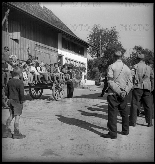 Children watching the war fire brigade exercise, training, 1939.