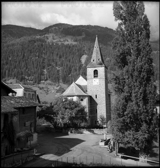 Church in Vissoie, village in the Valais in 1941.