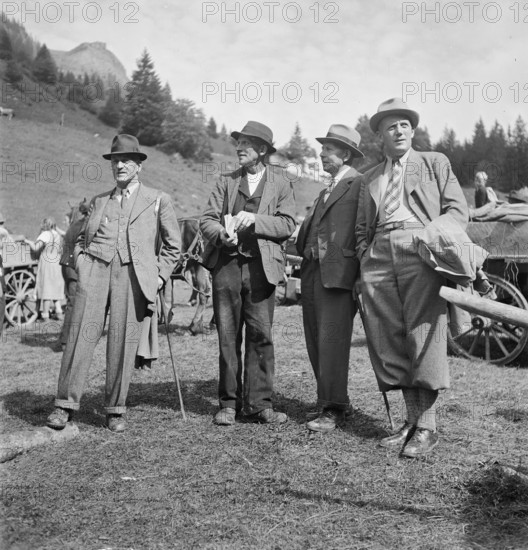 Men at the Kaesteilet in the Justistal valley, 1941.