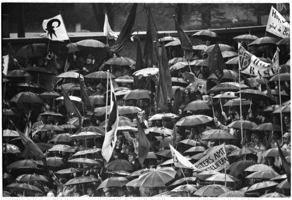 NLA 1968/69: FC Zurich - FC Basel; FC Basel fans.