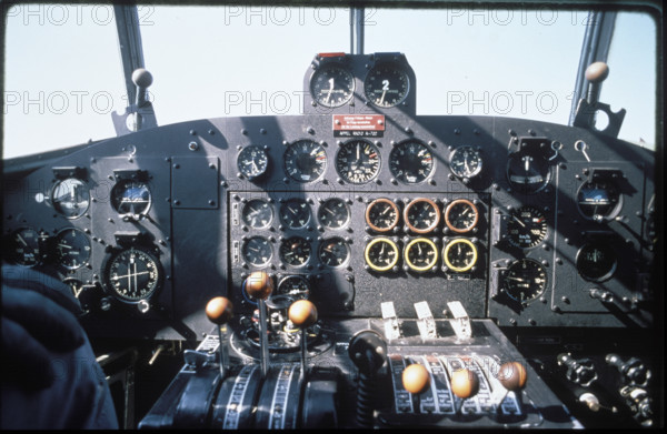 Dashboard, military aircraft Junkers JU-52.